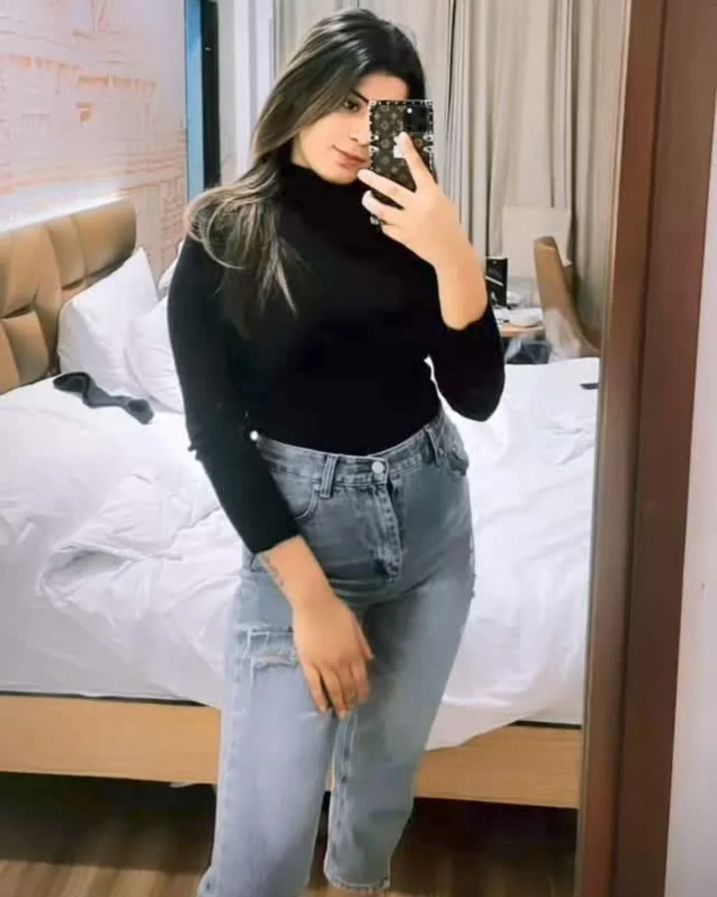 Young college girl escort service in your city